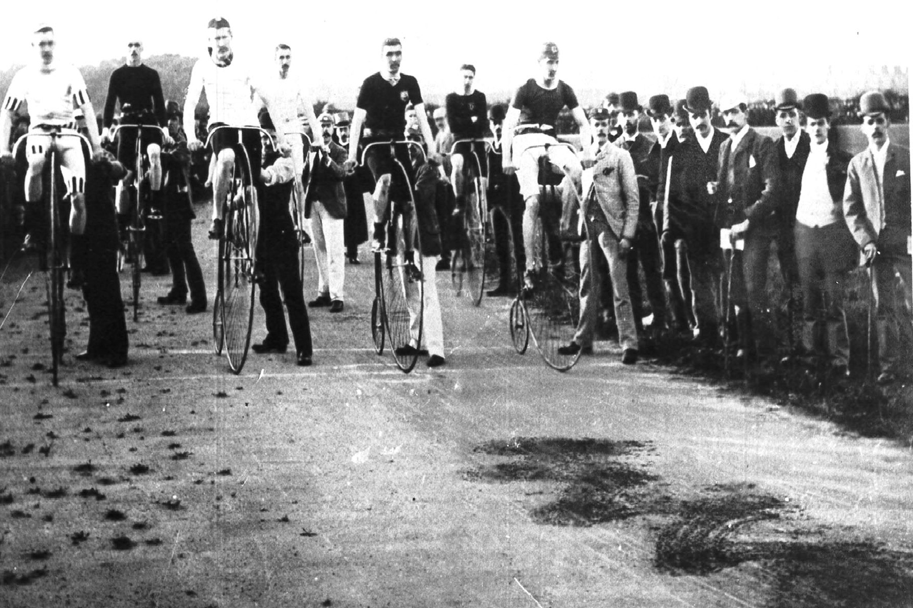 Grimsby - Worsley Cricket Ground track : Image credit Wiki Commons